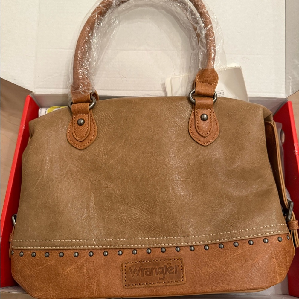 NWT Wrangler Satchel with Rivets